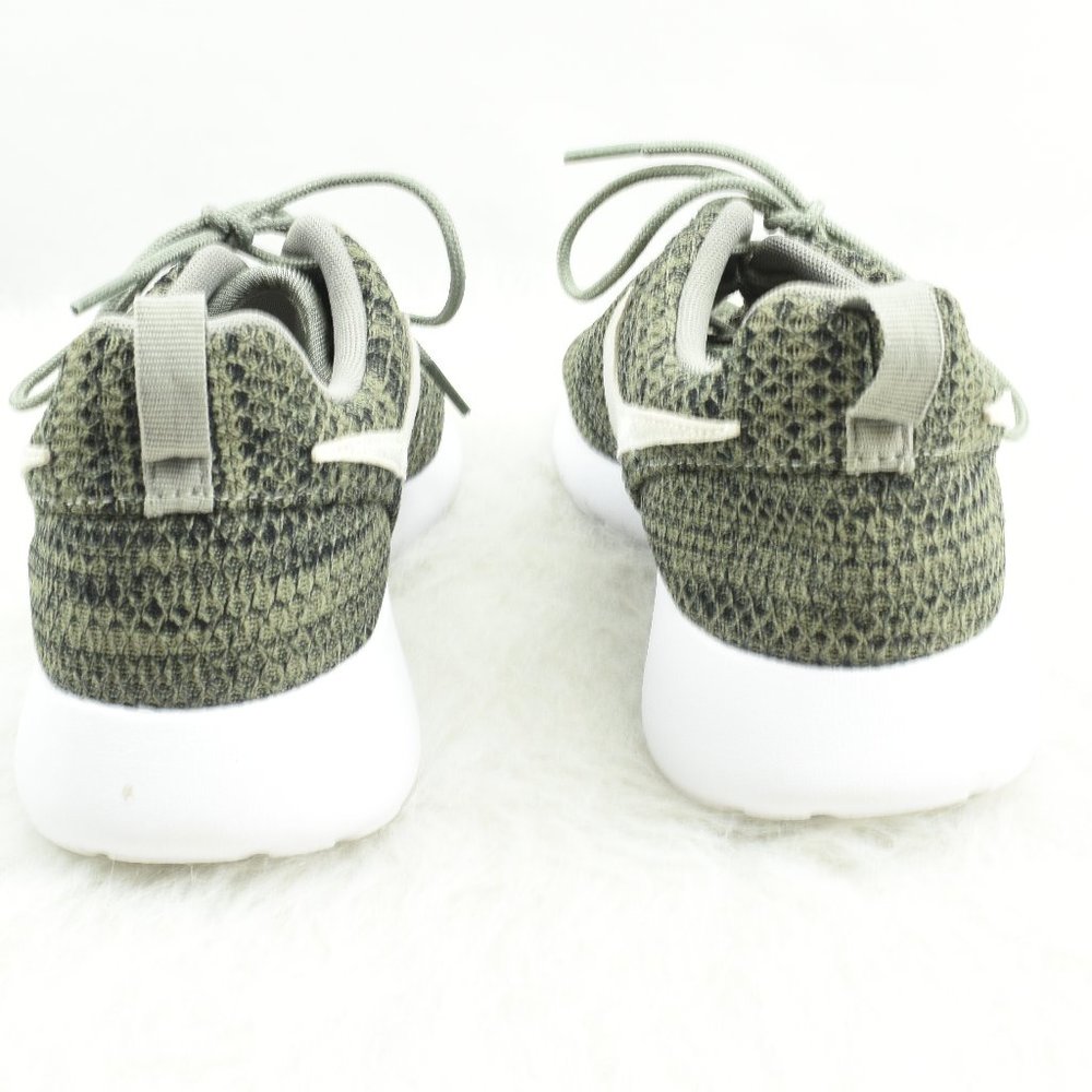 Nike Roshe SZ 6 Dark Stucco/Light Bone - Picture 5 of 8
